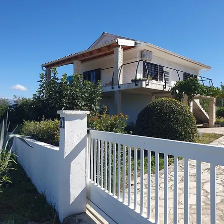 بيت للعطل Mandalina *