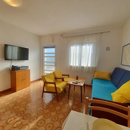 Дом отдыха Mandalina Jovici (Zadar)